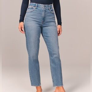 Abercrombie And Fitch Curve Love High Rise Mom Jeans